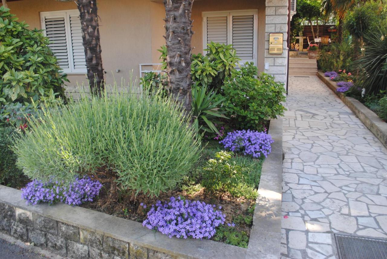 Apartments Samec Изола Екстериор снимка