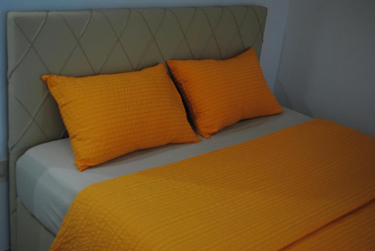 Apartments Samec Изола Екстериор снимка