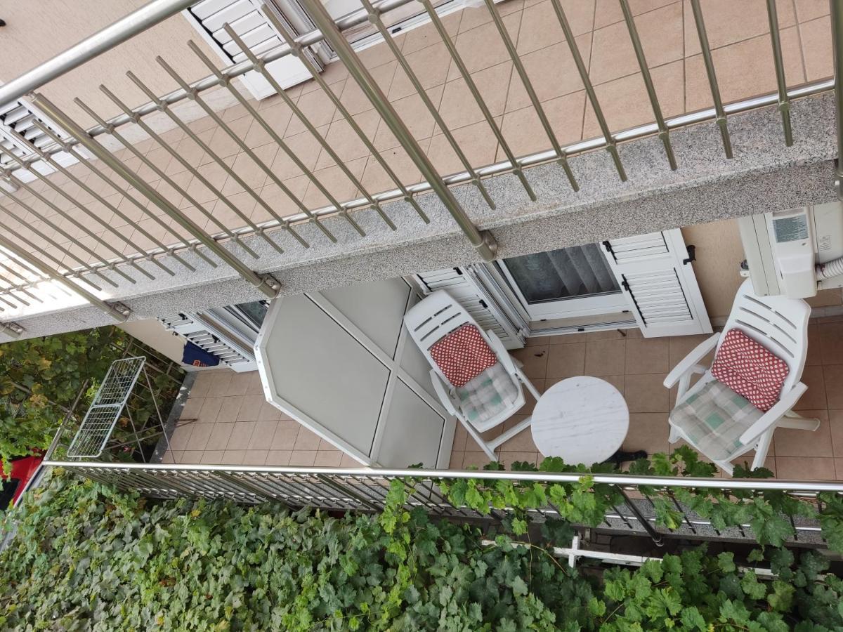 Apartments Samec Изола Екстериор снимка