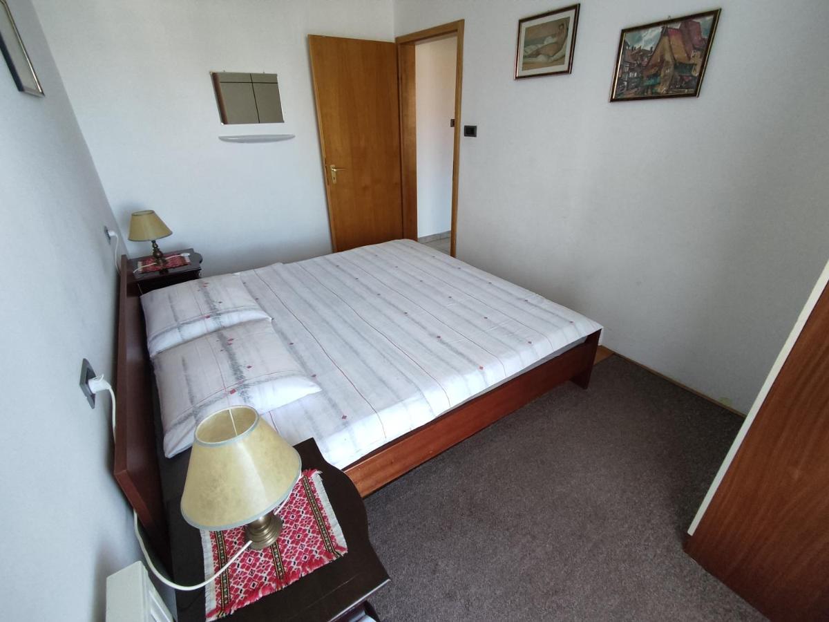 Apartments Samec Изола Екстериор снимка