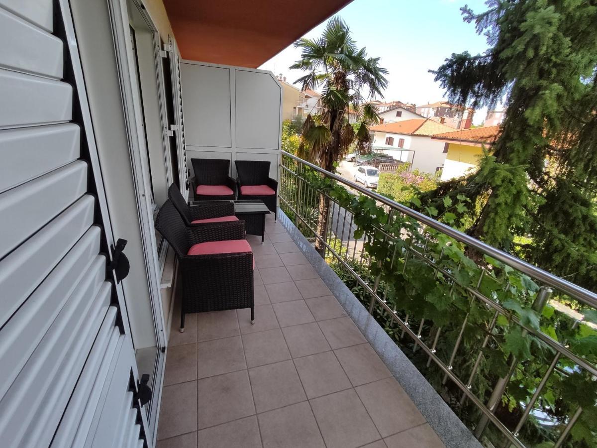 Apartments Samec Изола Екстериор снимка