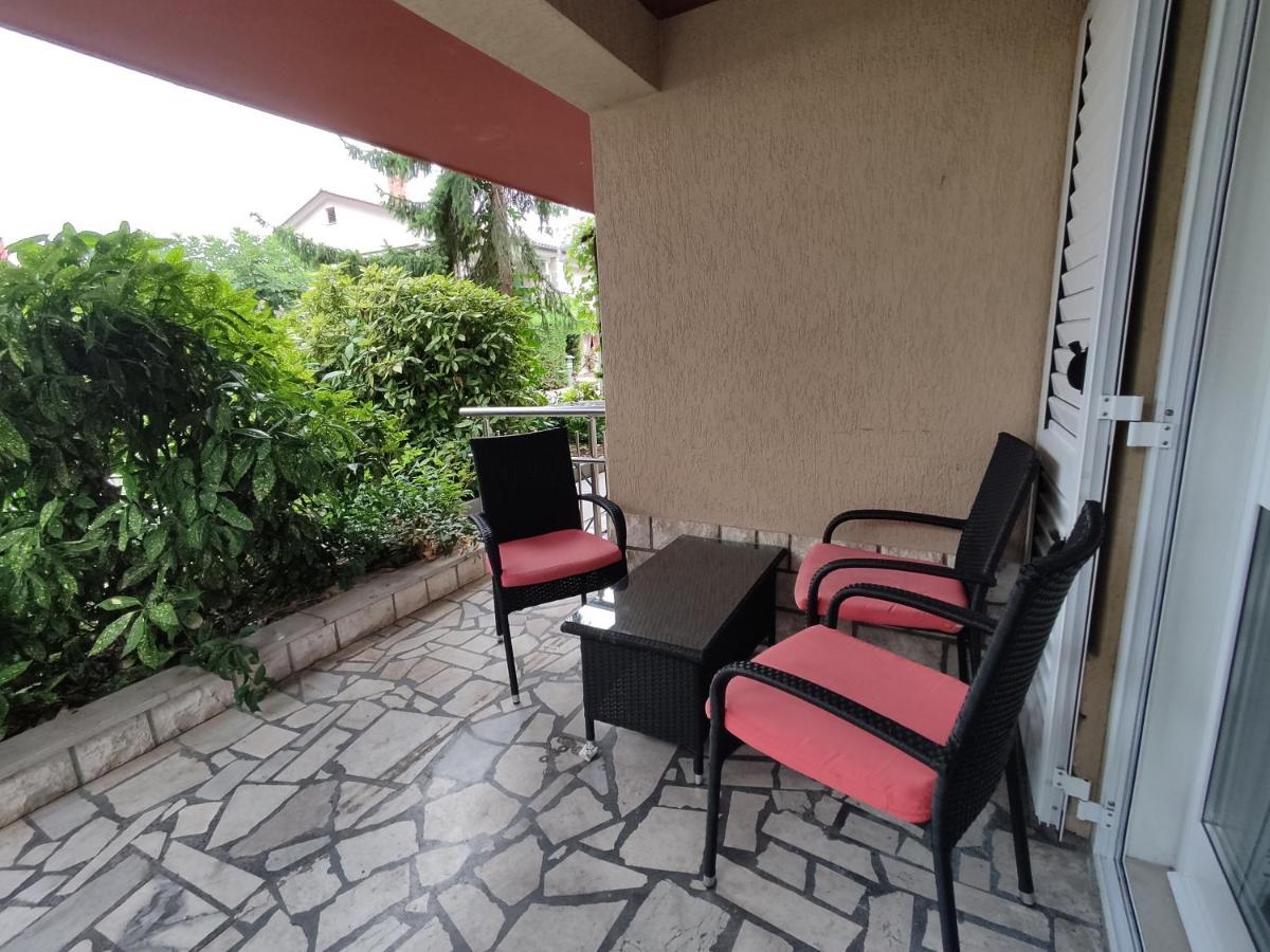 Apartments Samec Изола Екстериор снимка