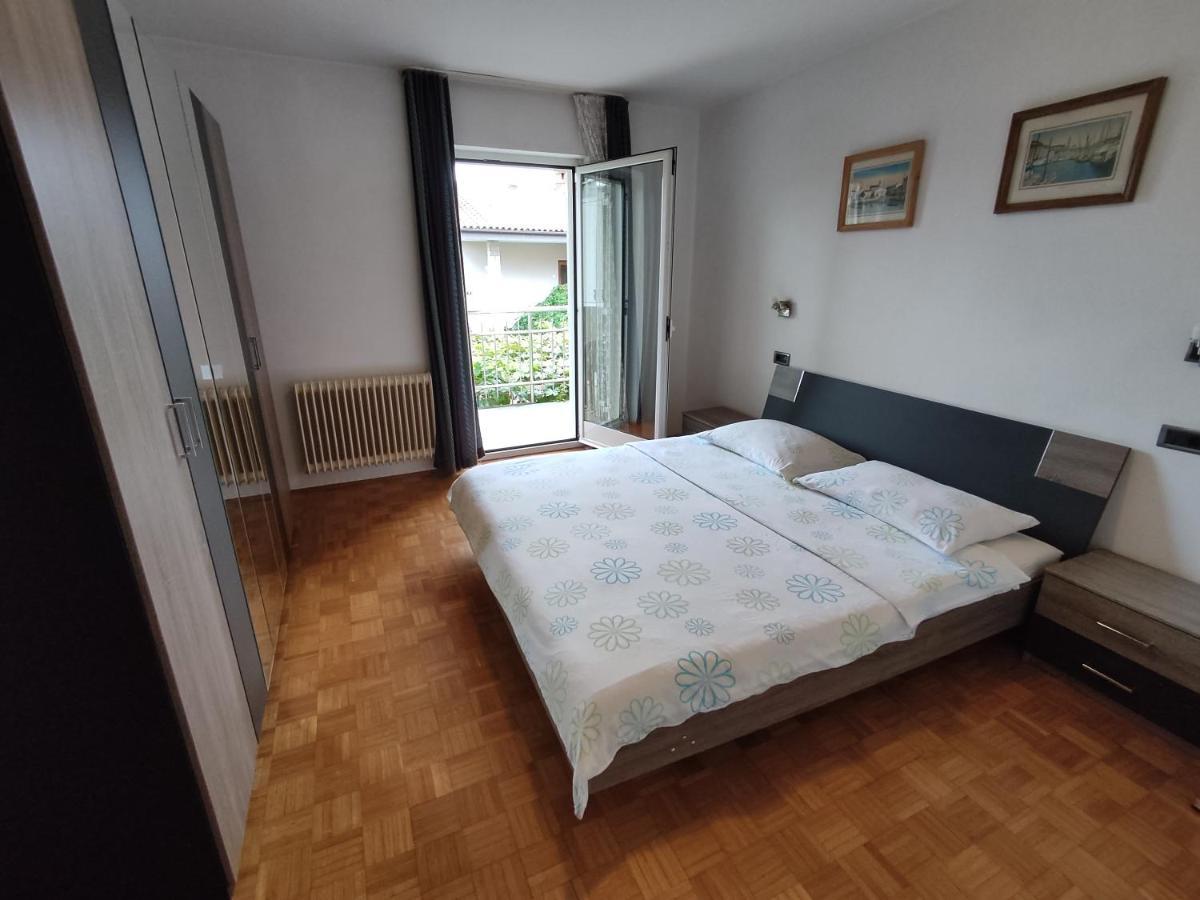 Apartments Samec Изола Екстериор снимка