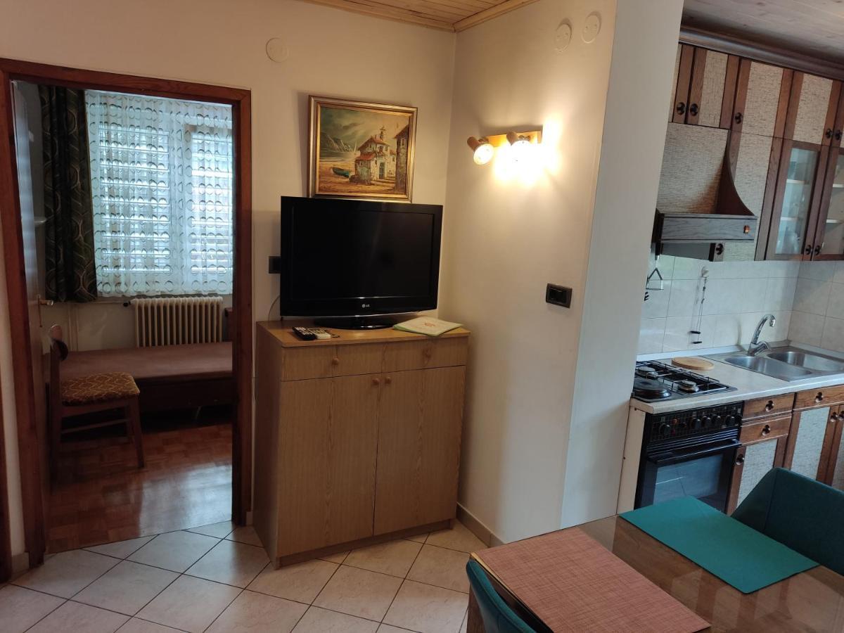Apartments Samec Изола Екстериор снимка