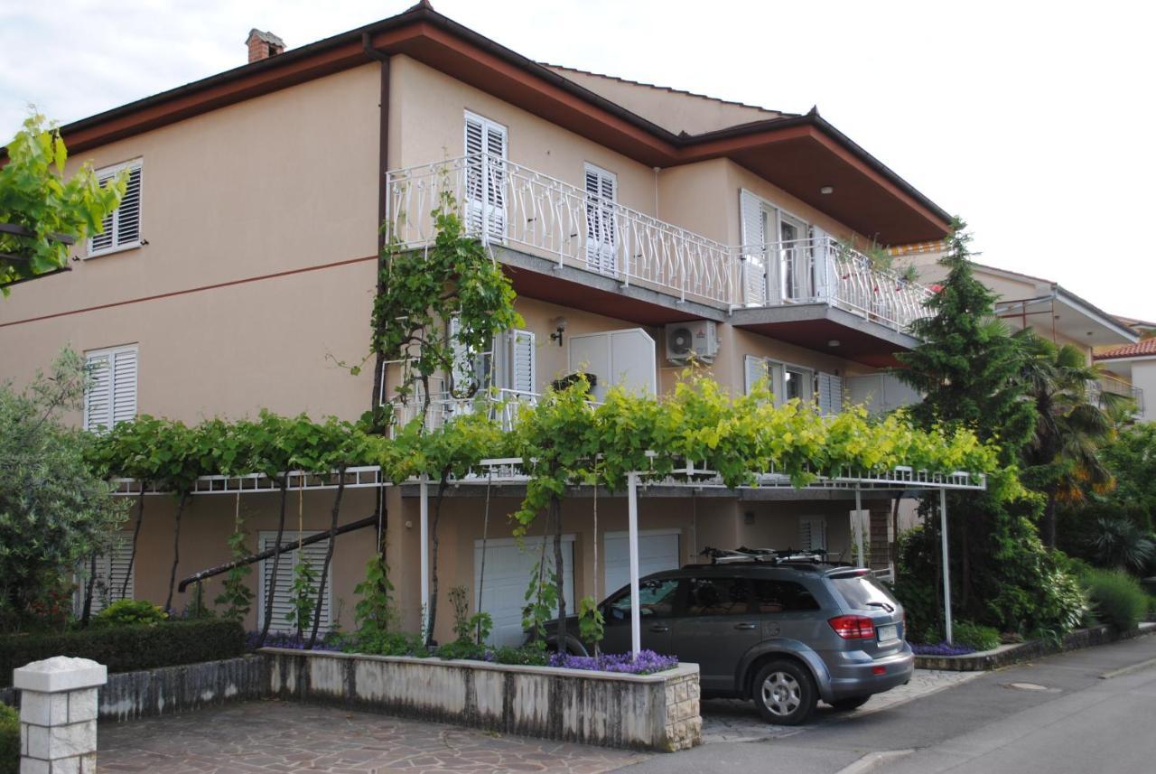 Apartments Samec Изола Екстериор снимка